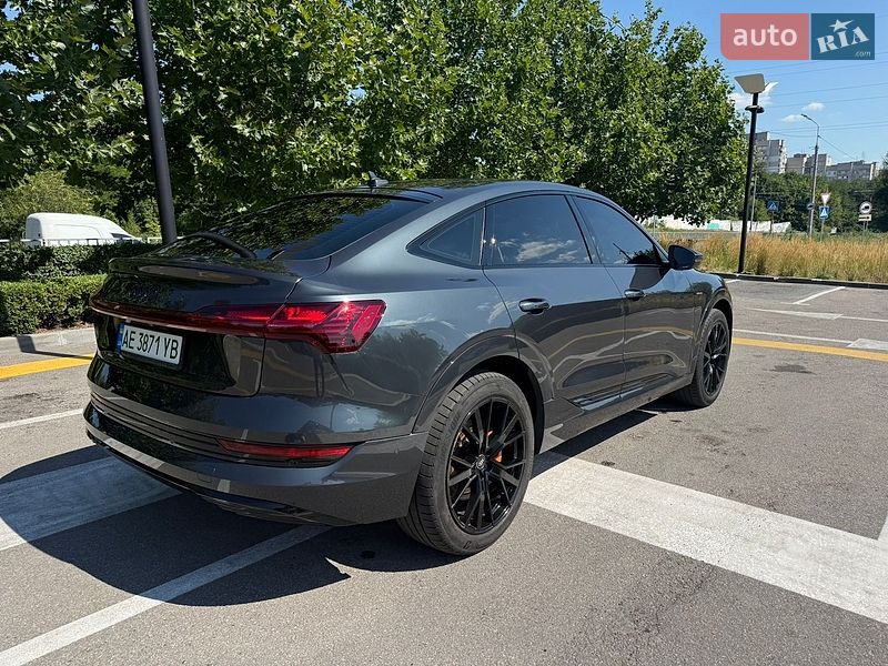 Фото Audi e-tron Sportback з оголошення AUTO.RIA