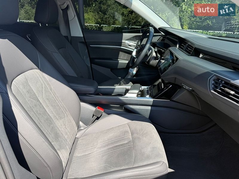 Фото Audi e-tron Sportback з оголошення AUTO.RIA