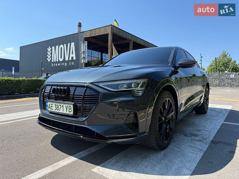 Фото Audi e-tron Sportback з оголошення AUTO.RIA