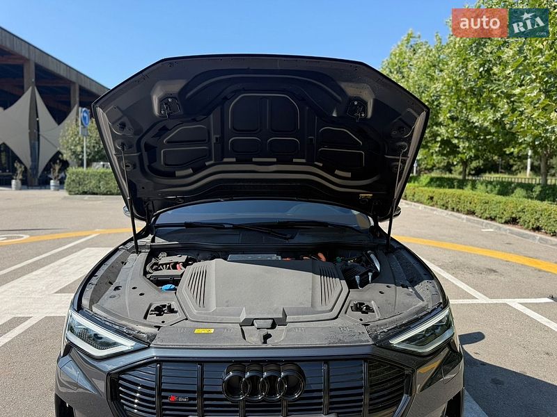 Фото Audi e-tron Sportback з оголошення AUTO.RIA