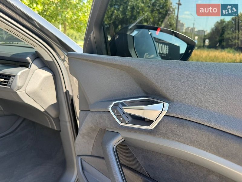 Фото Audi e-tron Sportback з оголошення AUTO.RIA