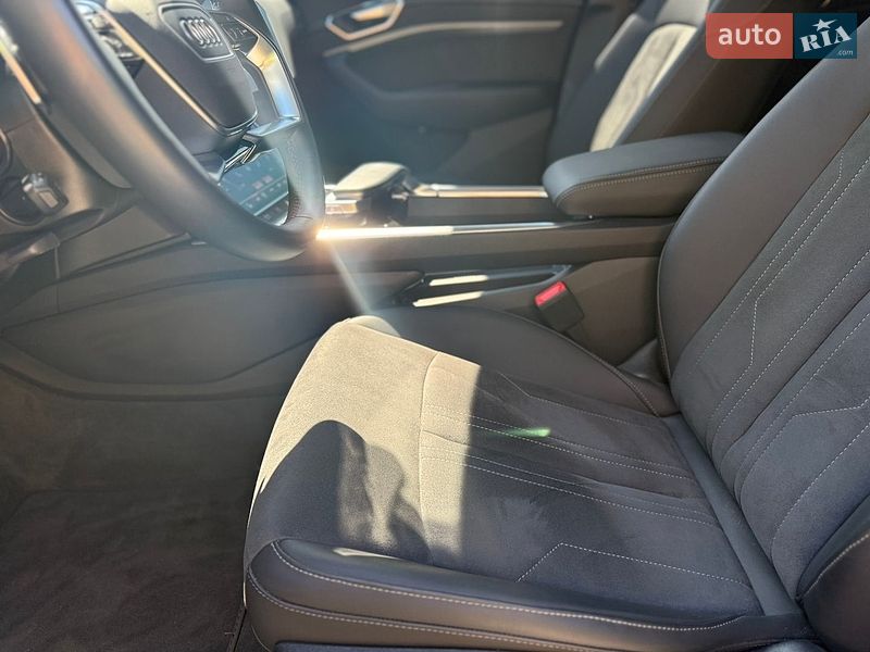 Фото Audi e-tron Sportback з оголошення AUTO.RIA