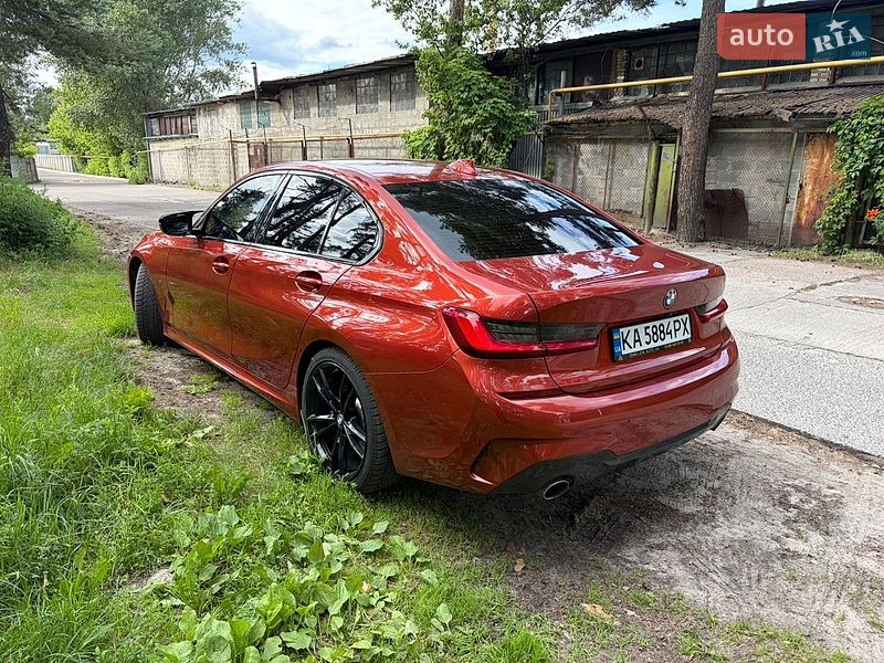 Фото BMW 3 Series з оголошення AUTO.RIA