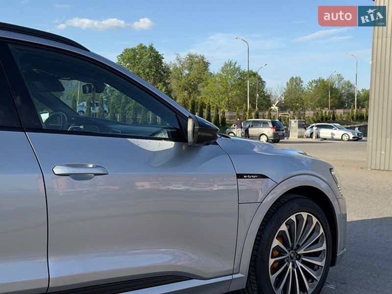 Фото Audi e-tron Sportback з оголошення AUTO.RIA