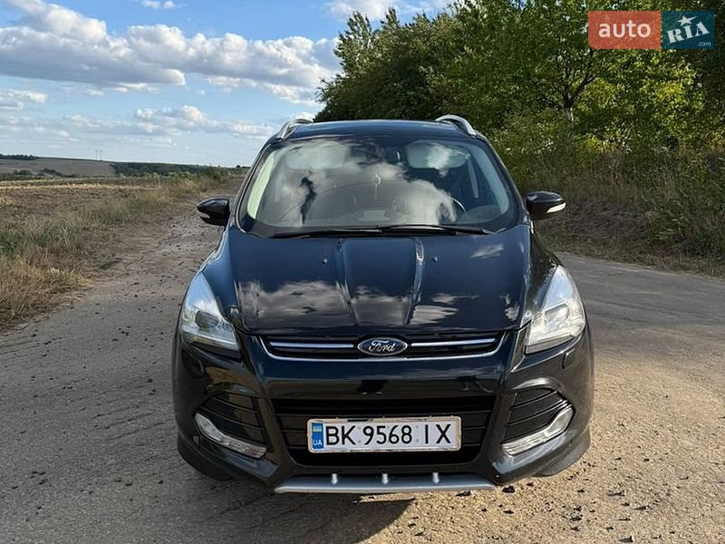 Фото Ford Kuga з оголошення AUTO.RIA