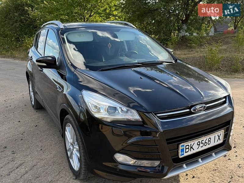 Фото Ford Kuga з оголошення AUTO.RIA
