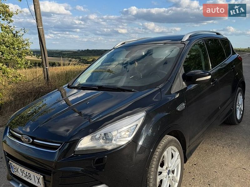 Фото Ford Kuga з оголошення AUTO.RIA