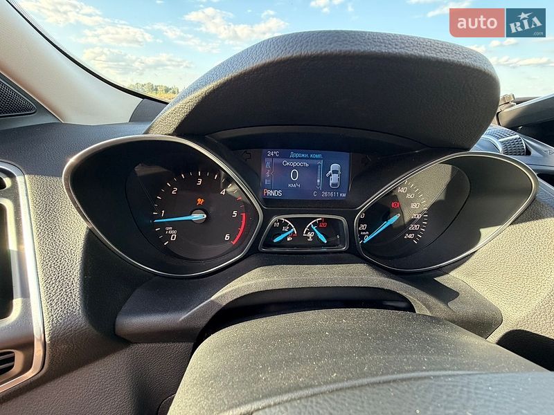 Фото Ford Kuga з оголошення AUTO.RIA