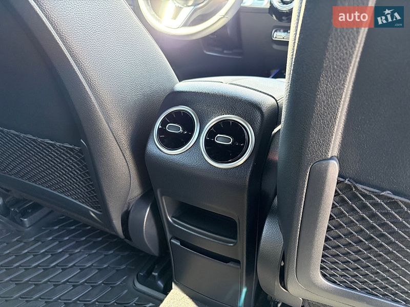 Фото Mercedes-Benz EQB з оголошення AUTO.RIA