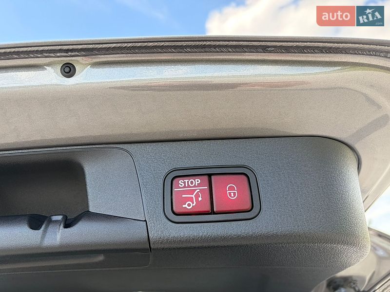 Фото Mercedes-Benz EQB з оголошення AUTO.RIA