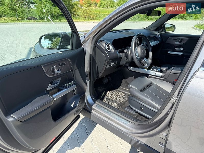 Фото Mercedes-Benz EQB з оголошення AUTO.RIA