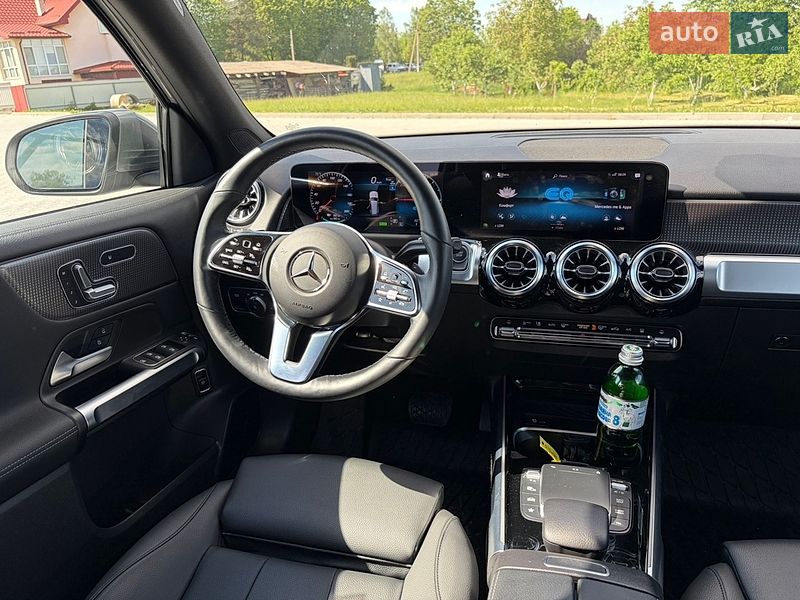 Фото Mercedes-Benz EQB з оголошення AUTO.RIA