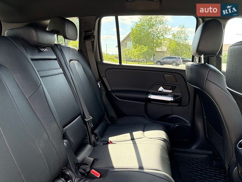 Фото Mercedes-Benz EQB з оголошення AUTO.RIA