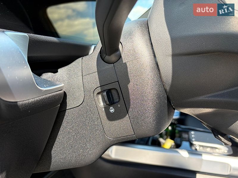 Фото Mercedes-Benz EQB з оголошення AUTO.RIA