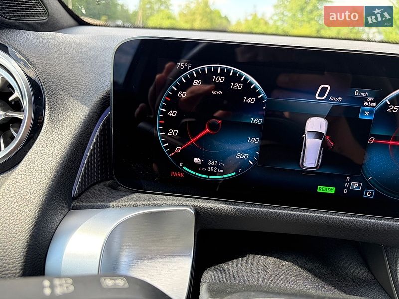 Фото Mercedes-Benz EQB з оголошення AUTO.RIA