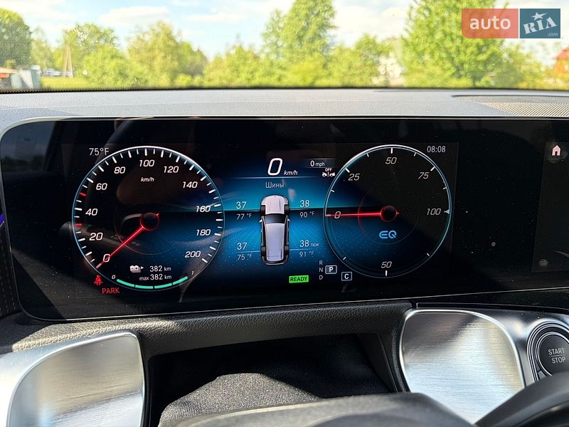 Фото Mercedes-Benz EQB з оголошення AUTO.RIA