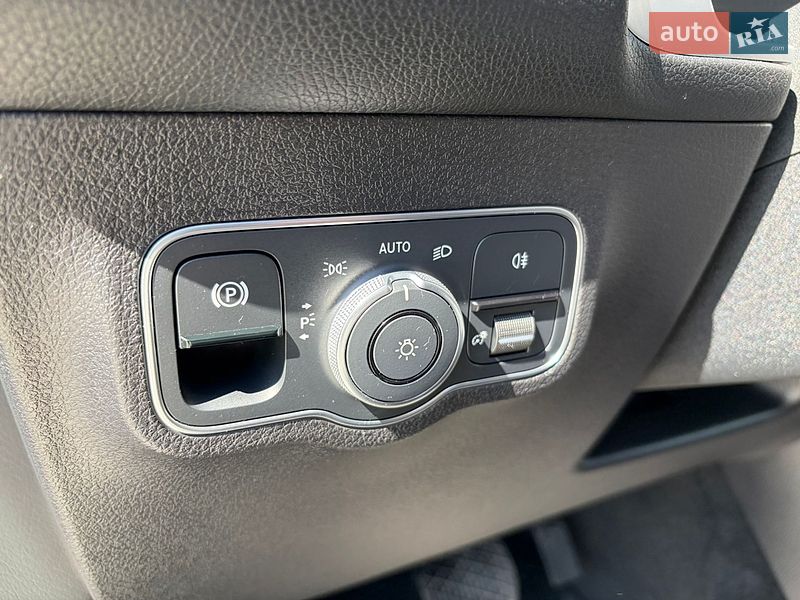 Фото Mercedes-Benz EQB з оголошення AUTO.RIA