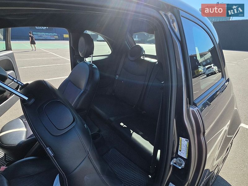 Фото Fiat 500e з оголошення AUTO.RIA