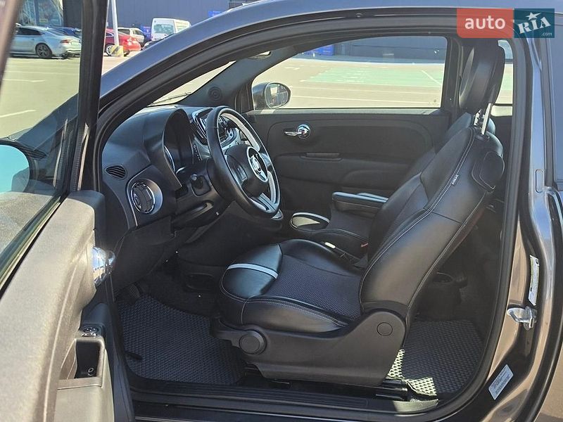 Фото Fiat 500e з оголошення AUTO.RIA