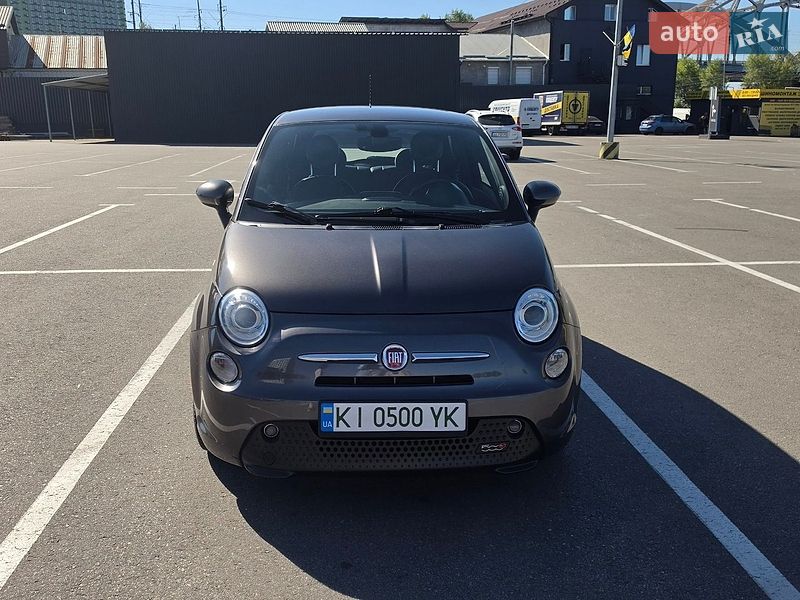 Фото Fiat 500e з оголошення AUTO.RIA