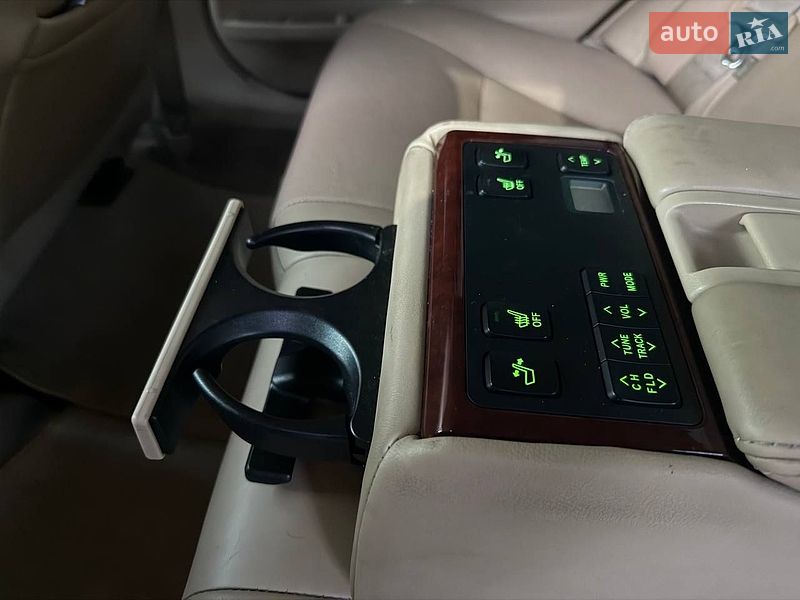 Фото Toyota Camry з оголошення AUTO.RIA