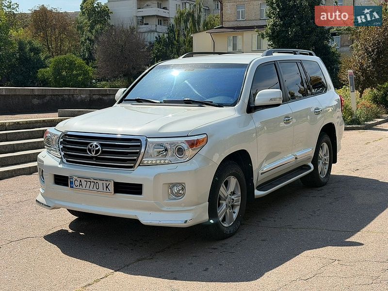 Фото Toyota Land Cruiser з оголошення AUTO.RIA