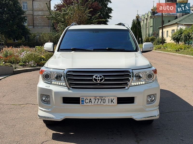 Фото Toyota Land Cruiser з оголошення AUTO.RIA