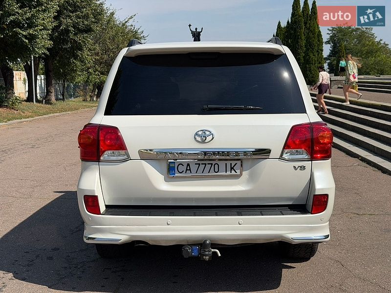 Фото Toyota Land Cruiser з оголошення AUTO.RIA
