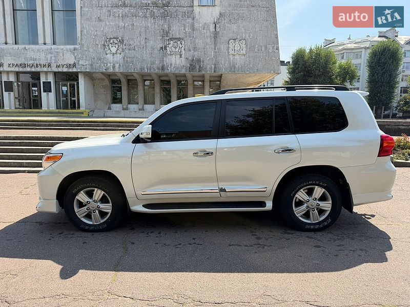Фото Toyota Land Cruiser з оголошення AUTO.RIA