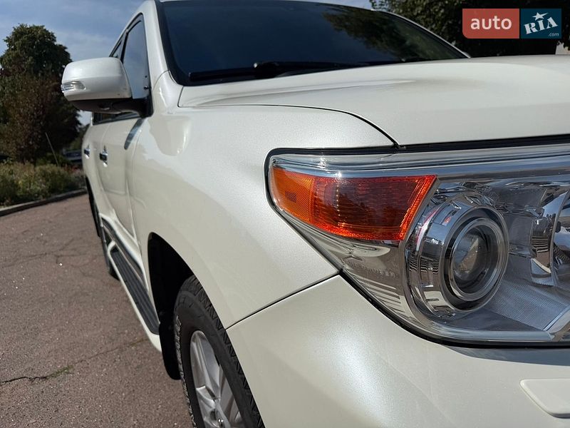 Фото Toyota Land Cruiser з оголошення AUTO.RIA