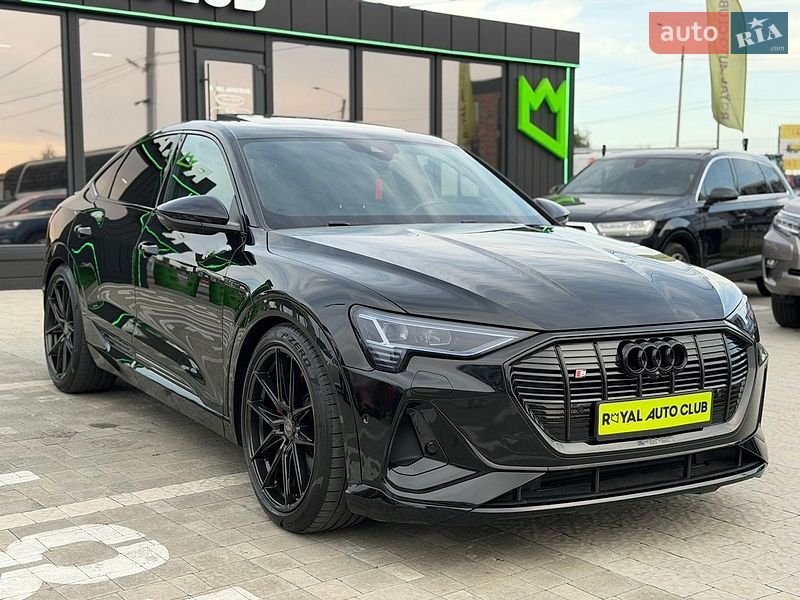 Фото Audi e-tron з оголошення AUTO.RIA