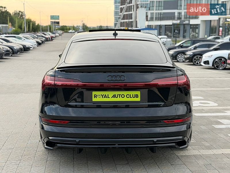 Фото Audi e-tron з оголошення AUTO.RIA