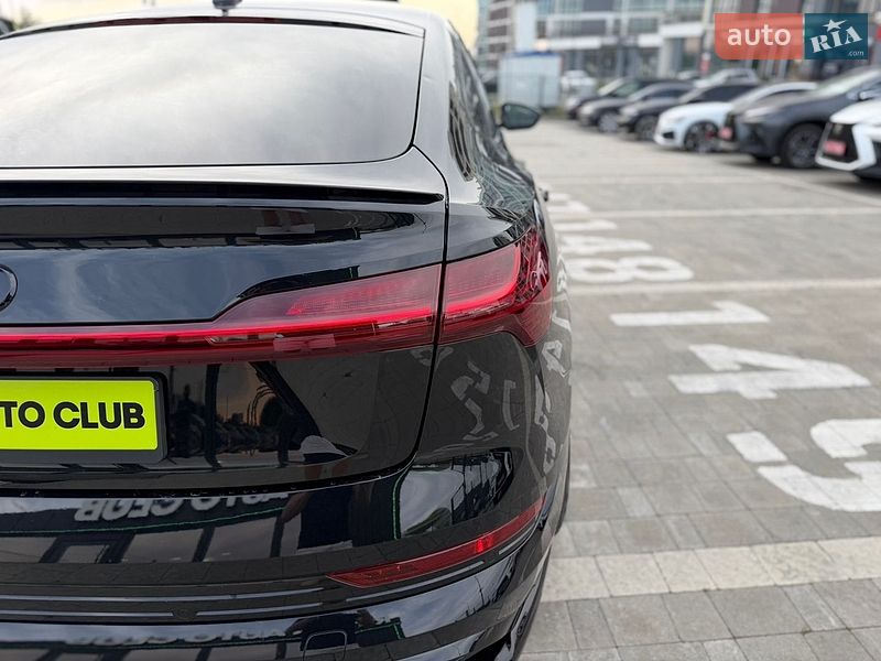 Фото Audi e-tron з оголошення AUTO.RIA