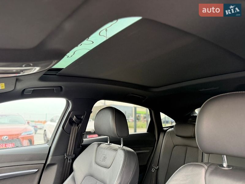 Фото Audi e-tron з оголошення AUTO.RIA