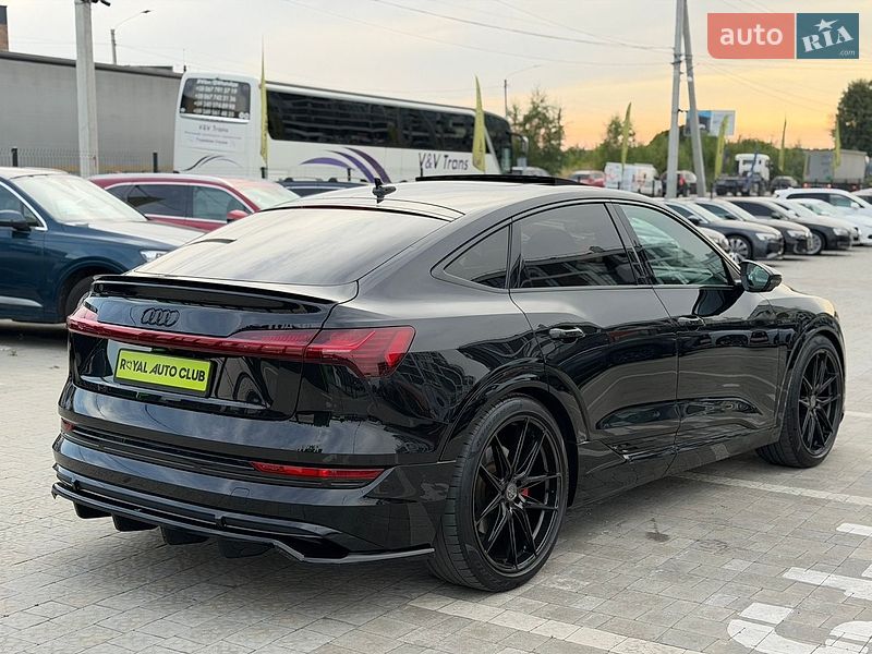 Фото Audi e-tron з оголошення AUTO.RIA
