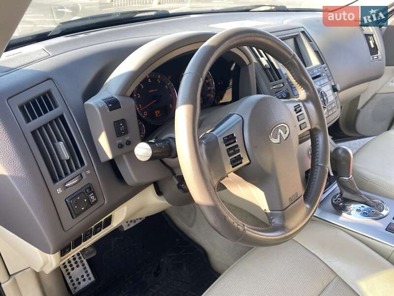 Фото Infiniti FX 35 з оголошення AUTO.RIA