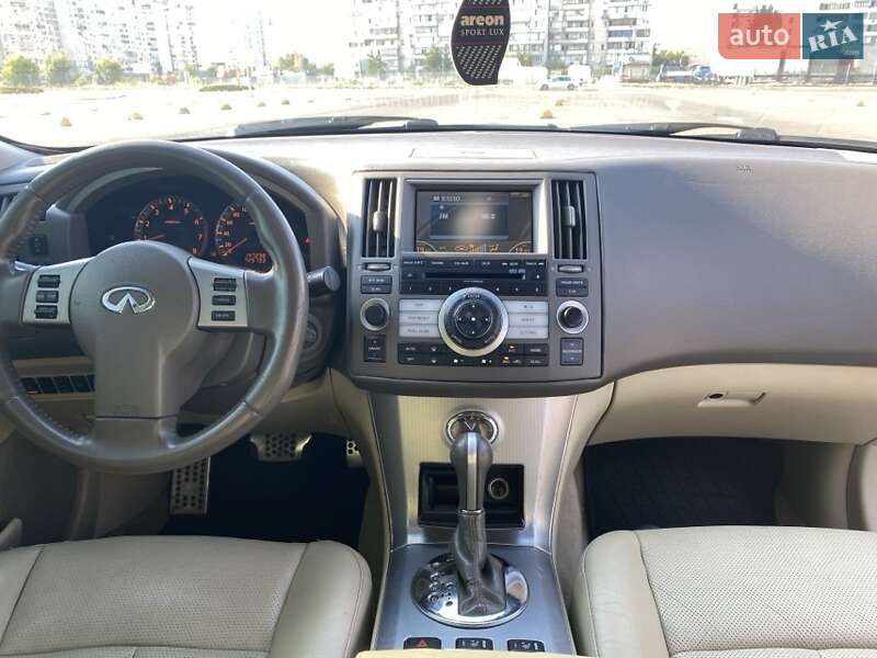 Фото Infiniti FX 35 з оголошення AUTO.RIA