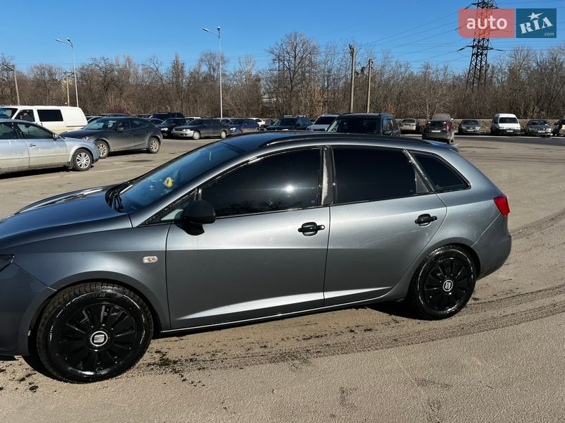 Фото SEAT Ibiza ST з оголошення AUTO.RIA