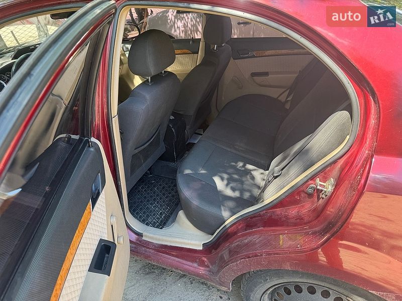 Фото Chevrolet Aveo з оголошення AUTO.RIA