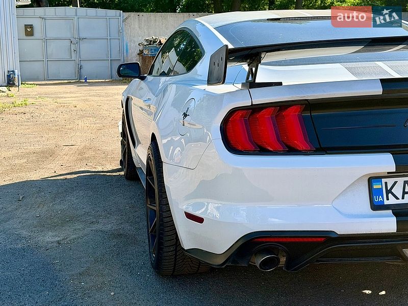 Фото Ford Mustang з оголошення AUTO.RIA