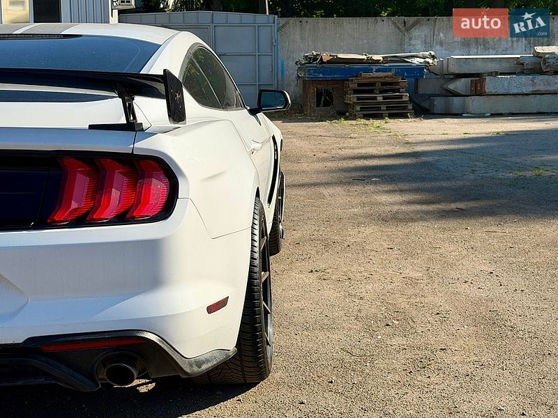 Фото Ford Mustang з оголошення AUTO.RIA
