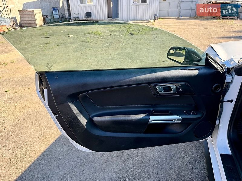 Фото Ford Mustang з оголошення AUTO.RIA