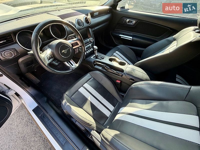 Фото Ford Mustang з оголошення AUTO.RIA