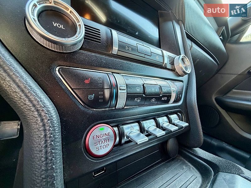Фото Ford Mustang з оголошення AUTO.RIA