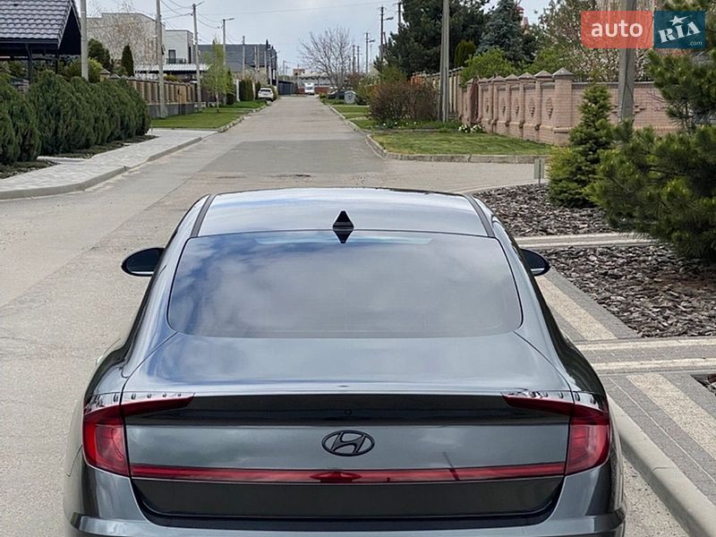Фото Hyundai Sonata з оголошення AUTO.RIA