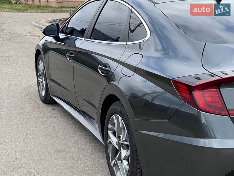 Фото Hyundai Sonata з оголошення AUTO.RIA