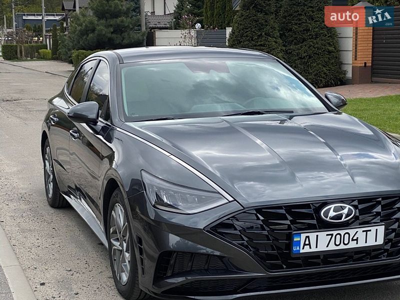 Фото Hyundai Sonata з оголошення AUTO.RIA