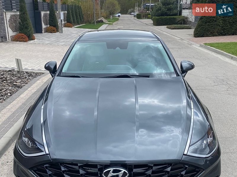Фото Hyundai Sonata з оголошення AUTO.RIA