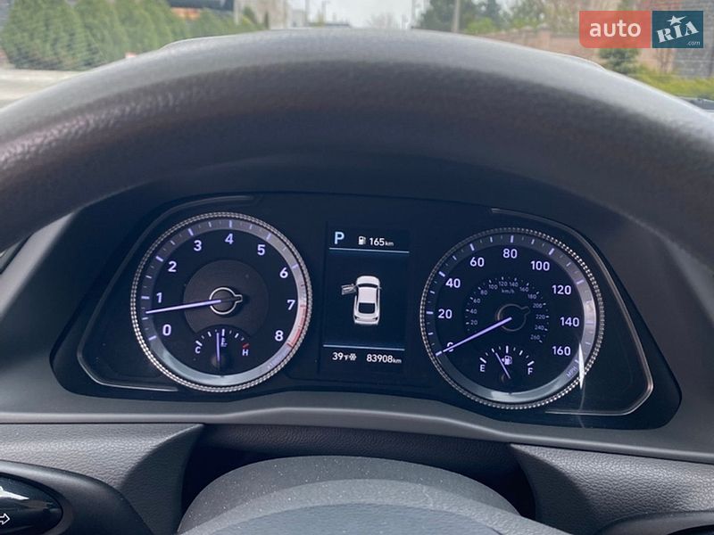 Фото Hyundai Sonata з оголошення AUTO.RIA