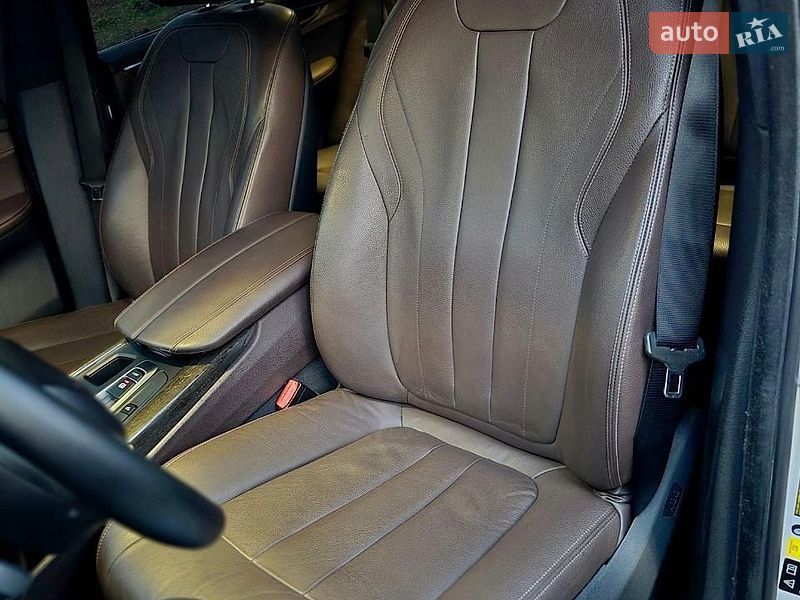 Фото BMW X5 з оголошення AUTO.RIA